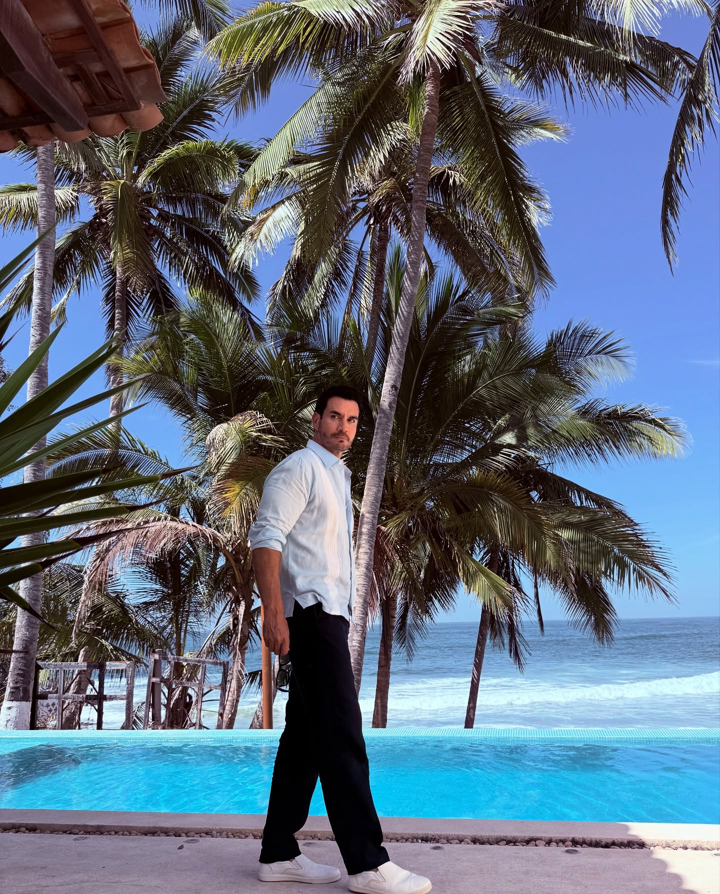 https://e.radikal.host/2025/04/24/davidzepeda1_1744787679044.jpg