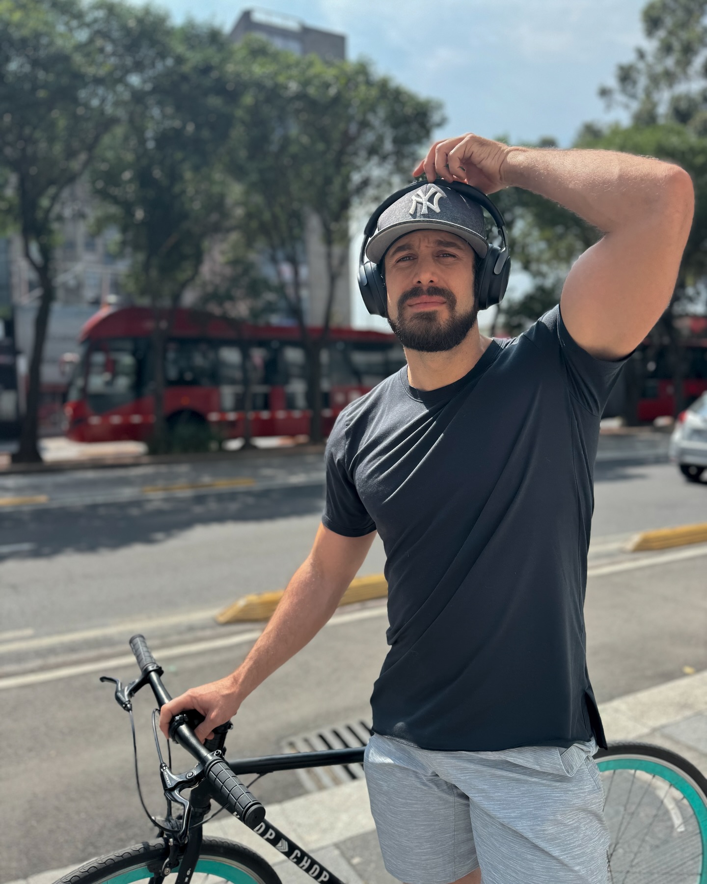 https://e.radikal.host/2025/04/24/lambgarcia_1736891484409.jpg