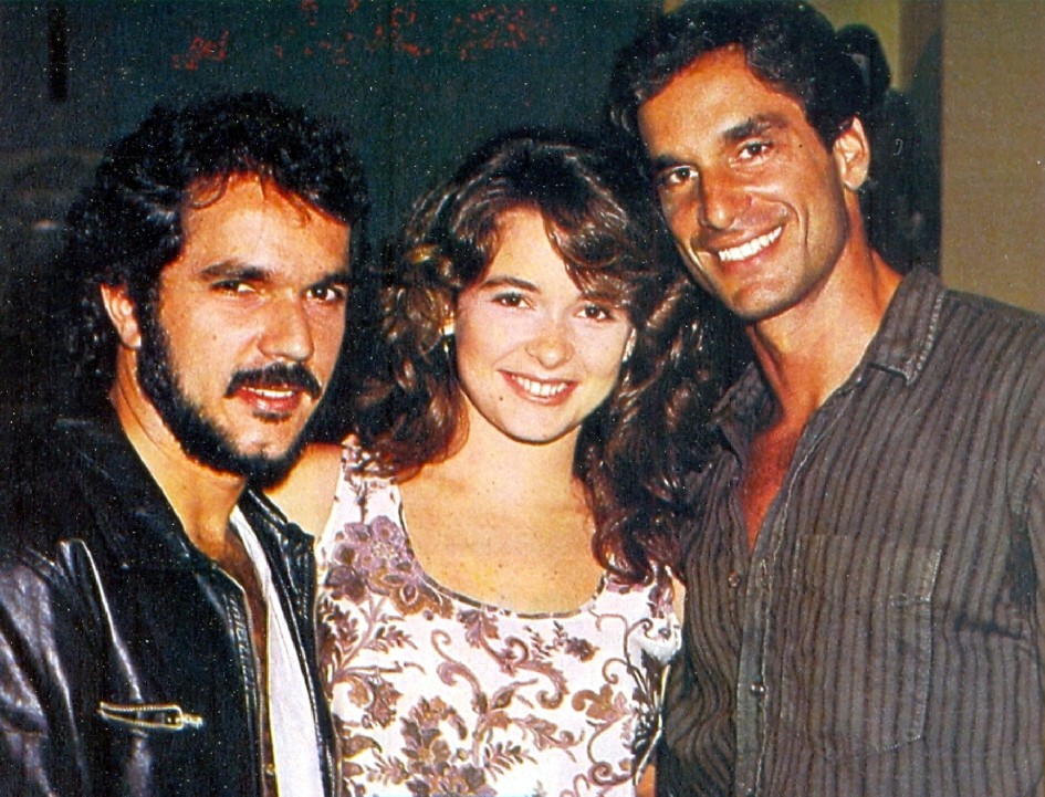 https://e.radikal.host/2025/04/24/victor-claudia-humberto.jpg