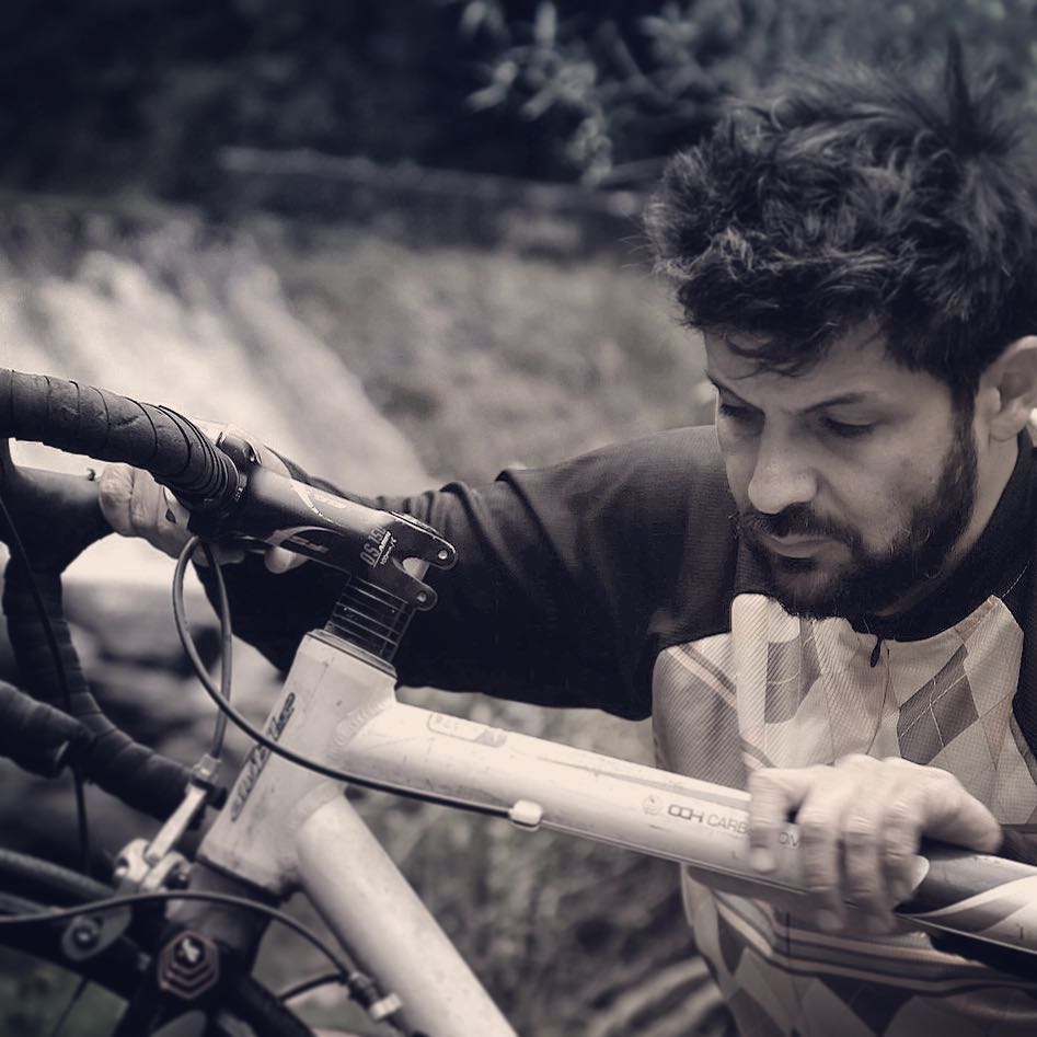 https://e.radikal.host/2025/04/26/FABIAN-ROBLES-20.jpg