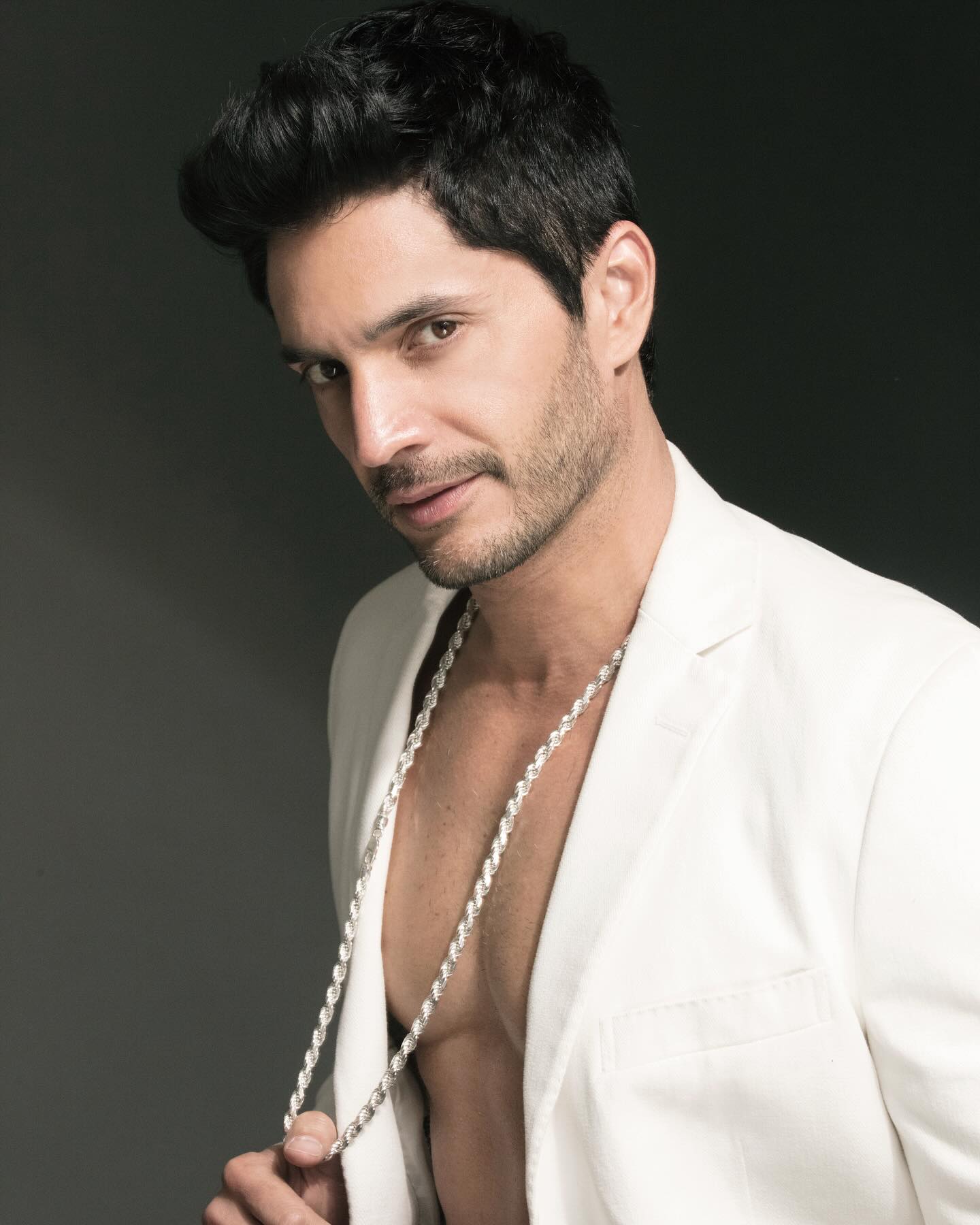 https://e.radikal.host/2025/04/28/danielelbittar_1744992897312-1.jpg