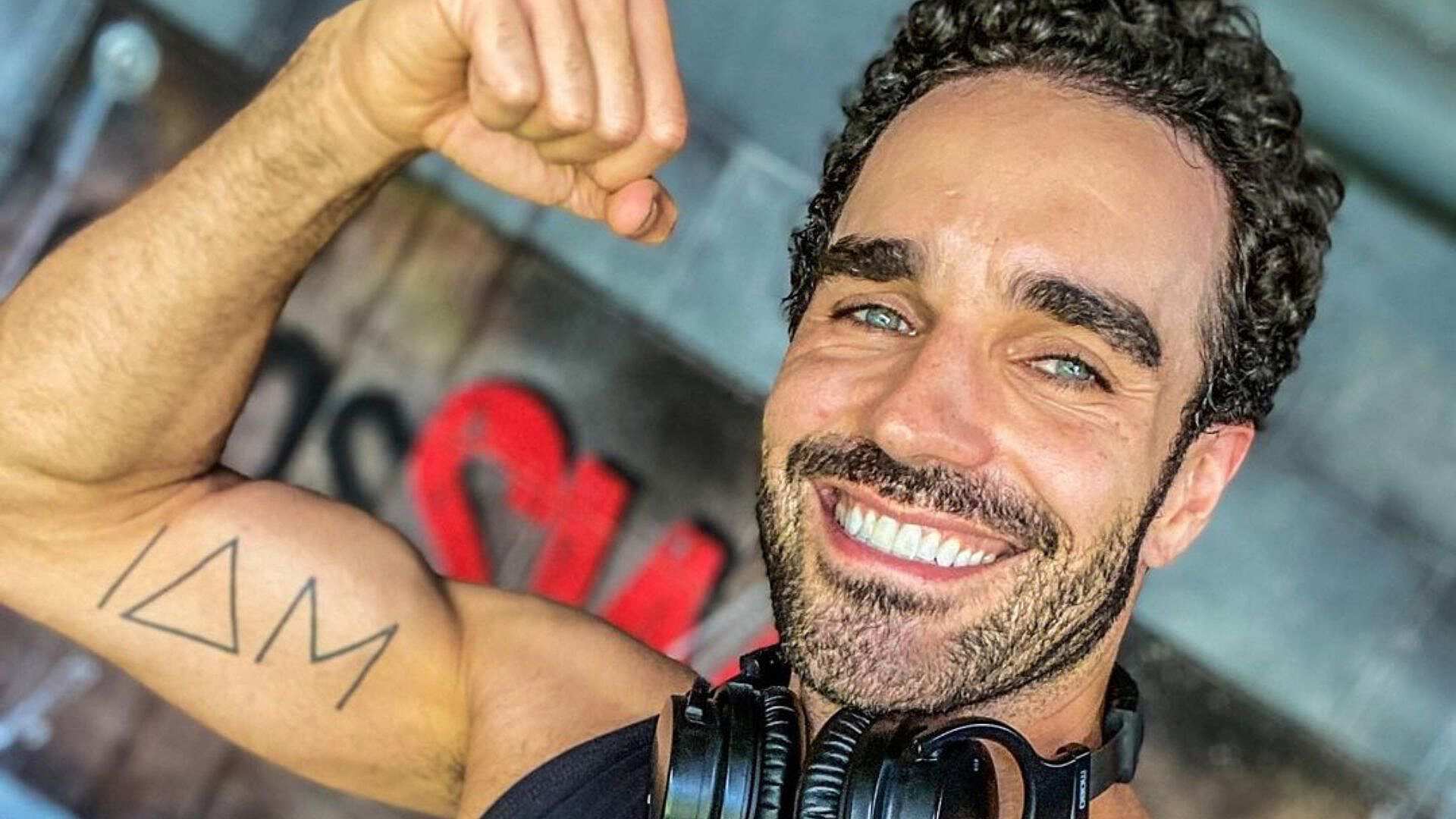 https://e.radikal.host/2025/04/28/snapshot.jpg
