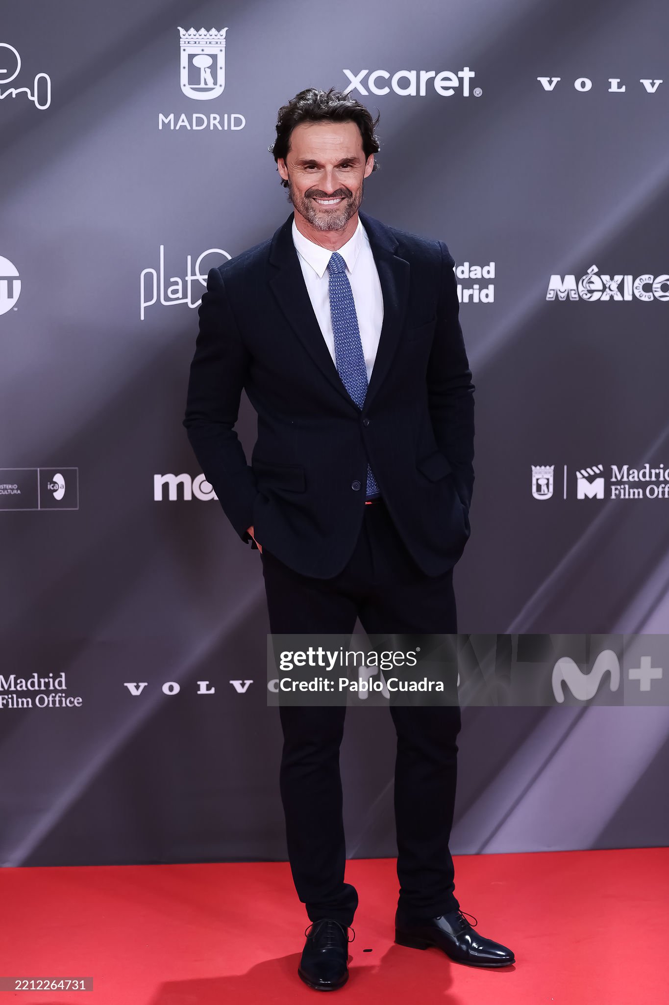 https://e.radikal.host/2025/04/29/gettyimages-2212264731-2048x2048.jpg