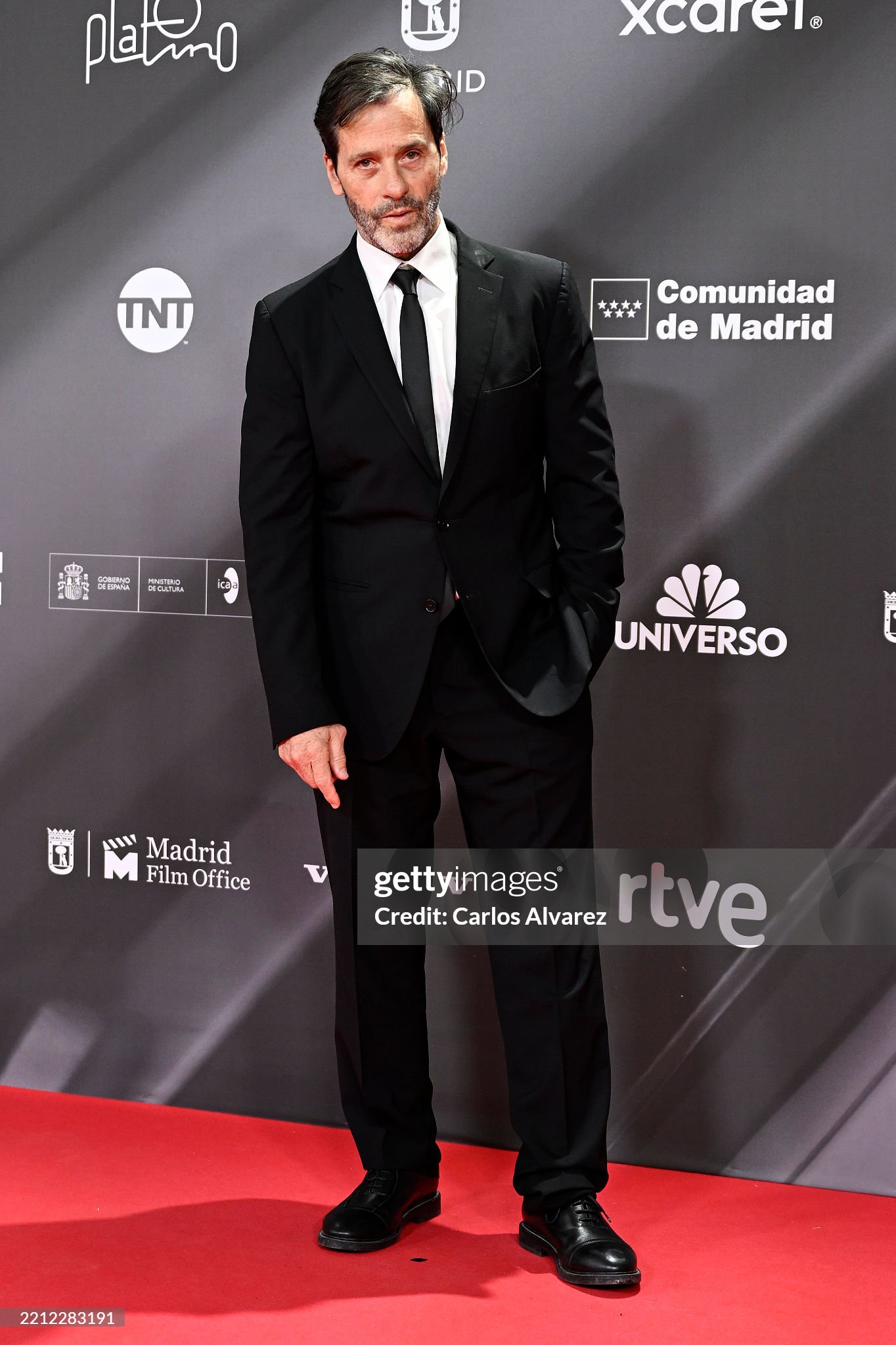 https://e.radikal.host/2025/04/29/gettyimages-2212283191-2048x2048.jpg