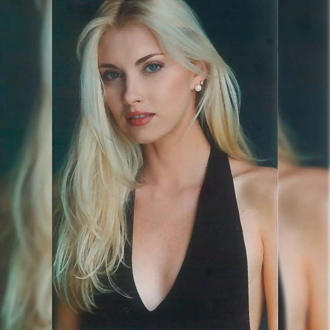 https://e.radikal.host/2025/04/30/Emma-Rabbe-34.jpg