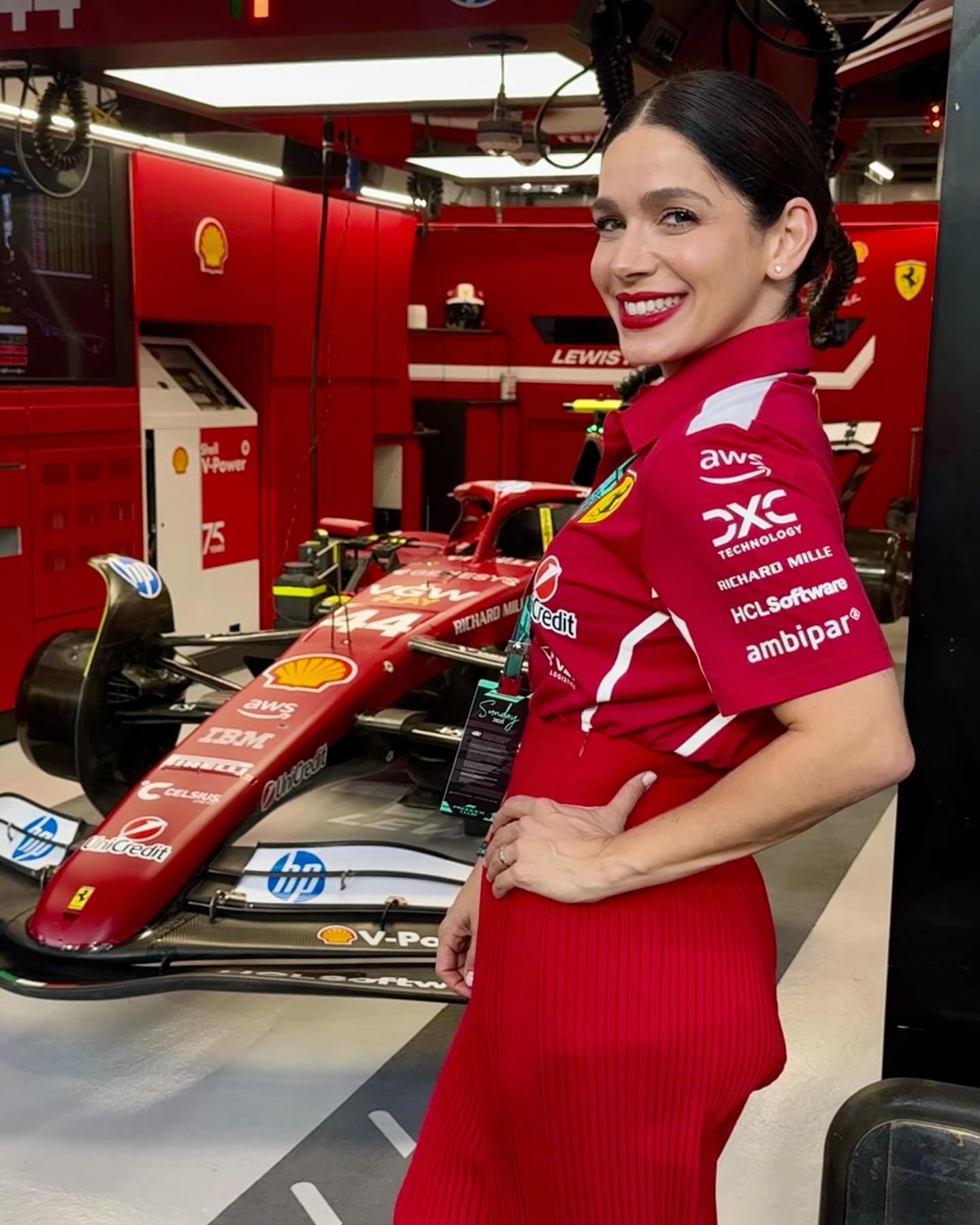 https://e.radikal.host/2025/04/30/sabrinapetraglia_1745219750175.jpg