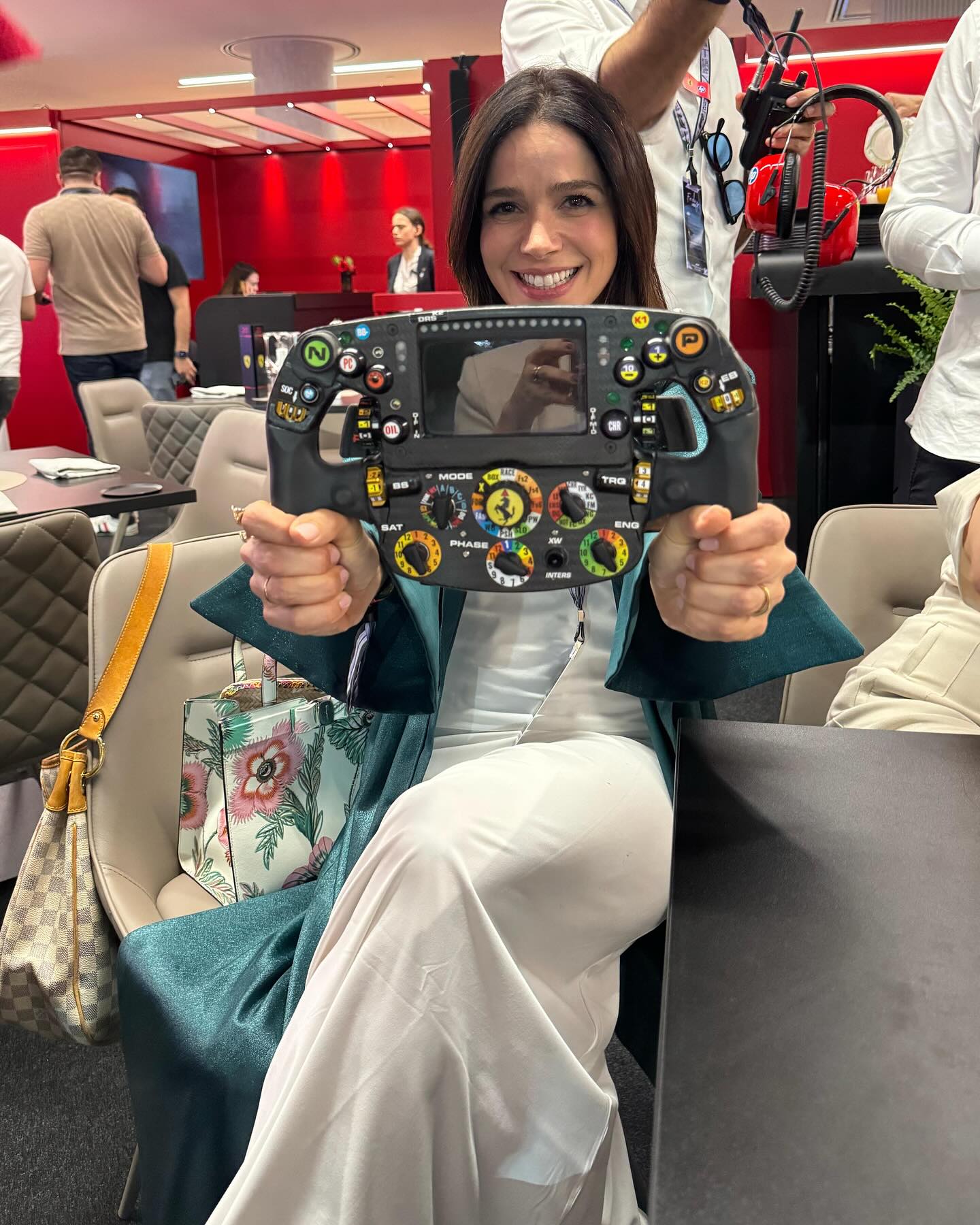 https://e.radikal.host/2025/04/30/sabrinapetraglia_1745219769142.jpg