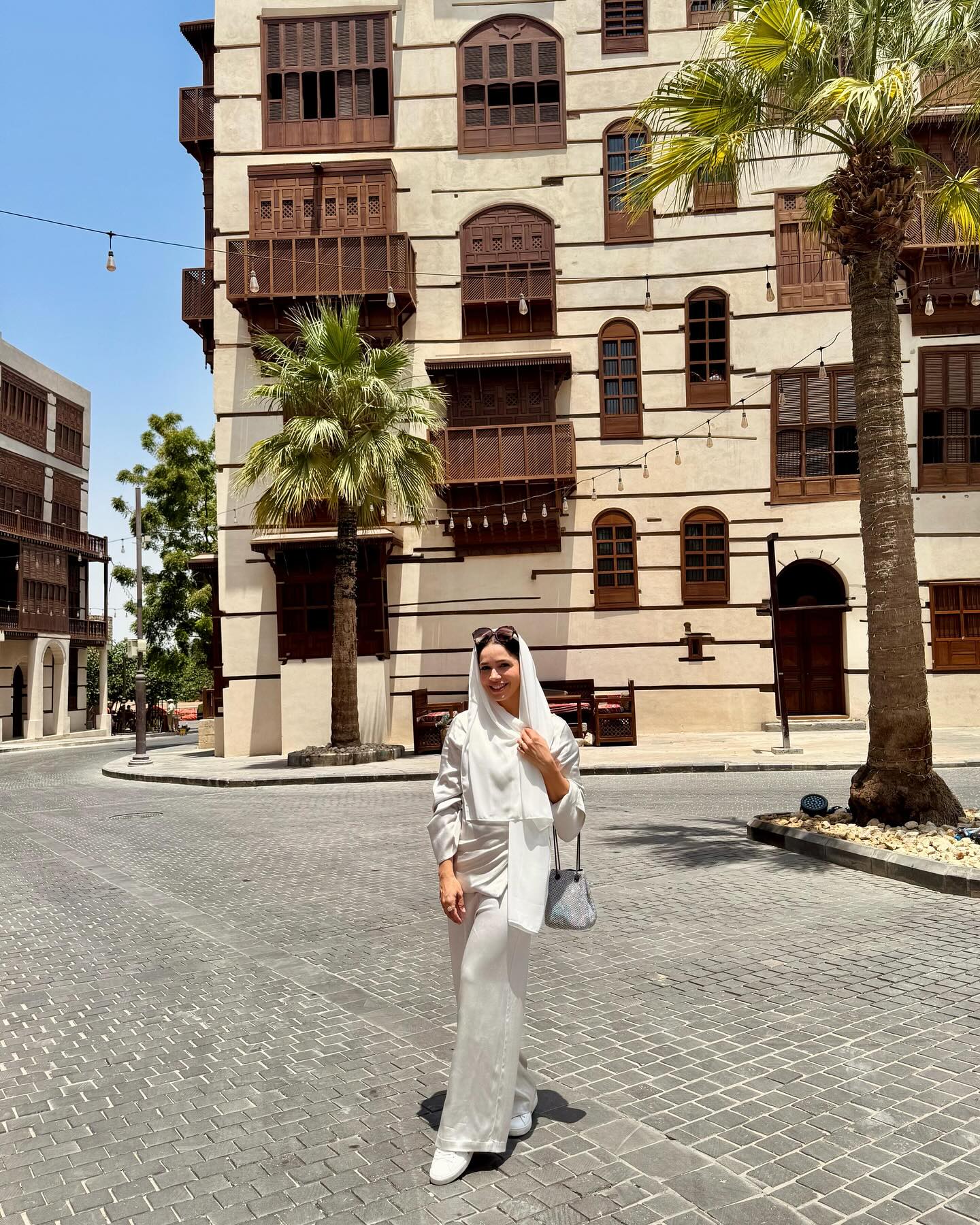 https://e.radikal.host/2025/04/30/sabrinapetraglia_1745219797954.jpg