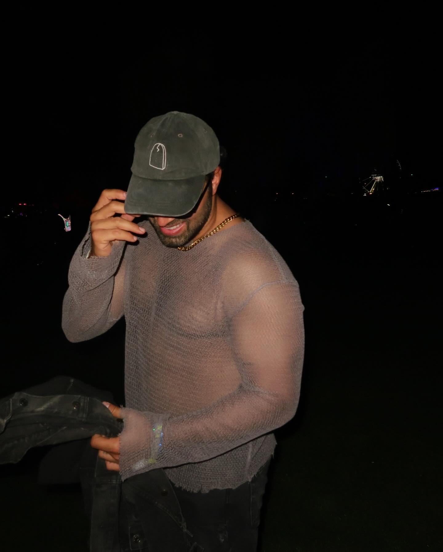 https://e.radikal.host/2025/05/01/jencarlosmusic_1745220970910-1.jpg