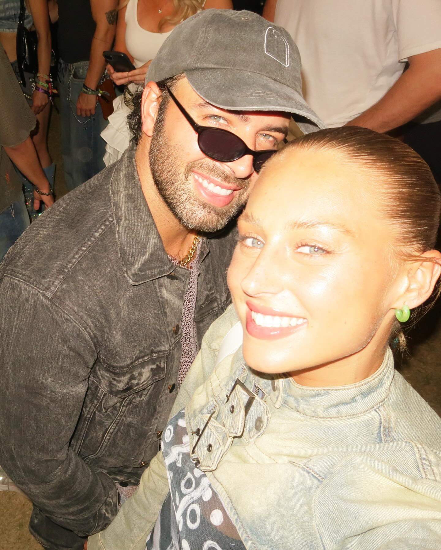 https://e.radikal.host/2025/05/01/jencarlosmusic_1745220976386.jpg