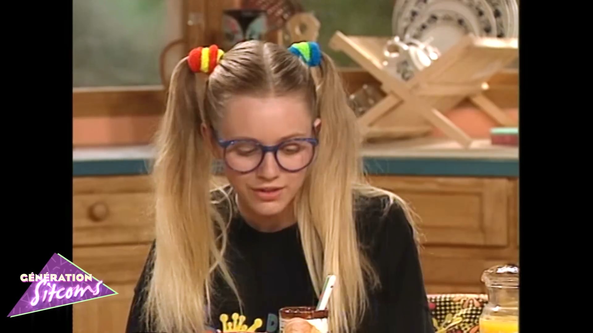 https://e.radikal.host/2025/05/02/PREMIERS-BAISERS-_-Le-vrai-baiser-_-EPISODE-1.mp4_snapshot_09.21.579.jpg
