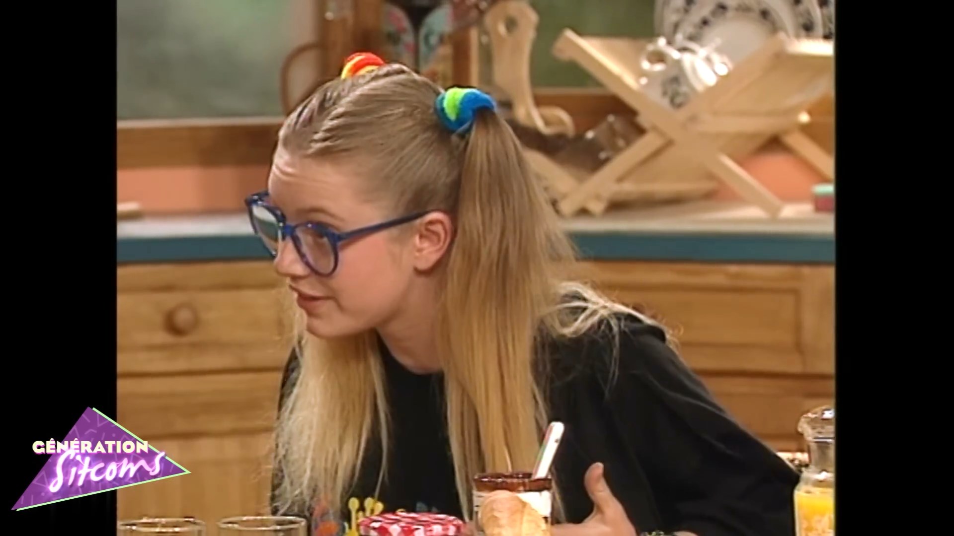 https://e.radikal.host/2025/05/02/PREMIERS-BAISERS-_-Le-vrai-baiser-_-EPISODE-1.mp4_snapshot_09.31.810.jpg