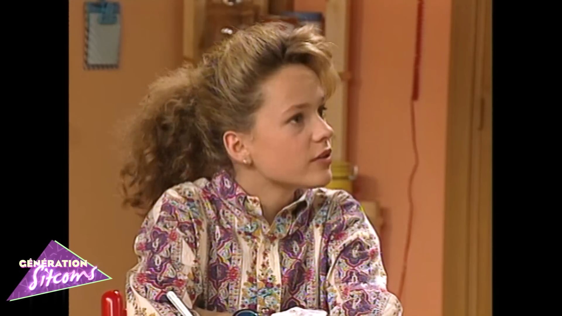 https://e.radikal.host/2025/05/02/PREMIERS-BAISERS-_-Le-vrai-baiser-_-EPISODE-1.mp4_snapshot_09.34.204.jpg