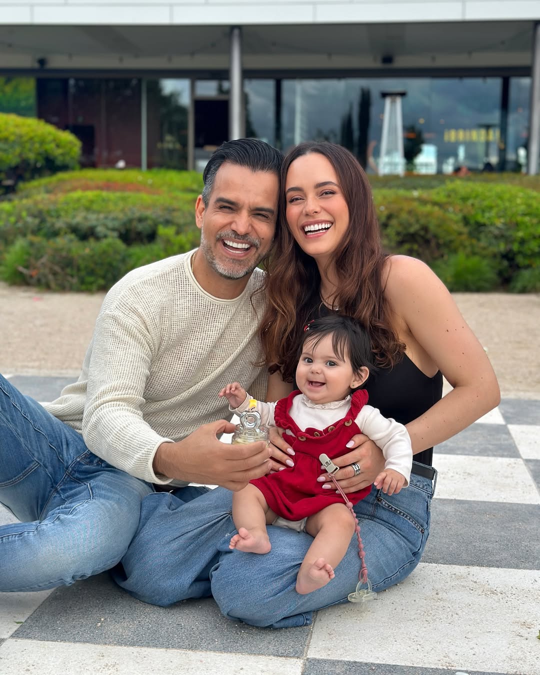 https://e.radikal.host/2025/05/03/8-meses-de-puro-amor-El-tiempo-pasa-volando-confirmen-papas.jpg