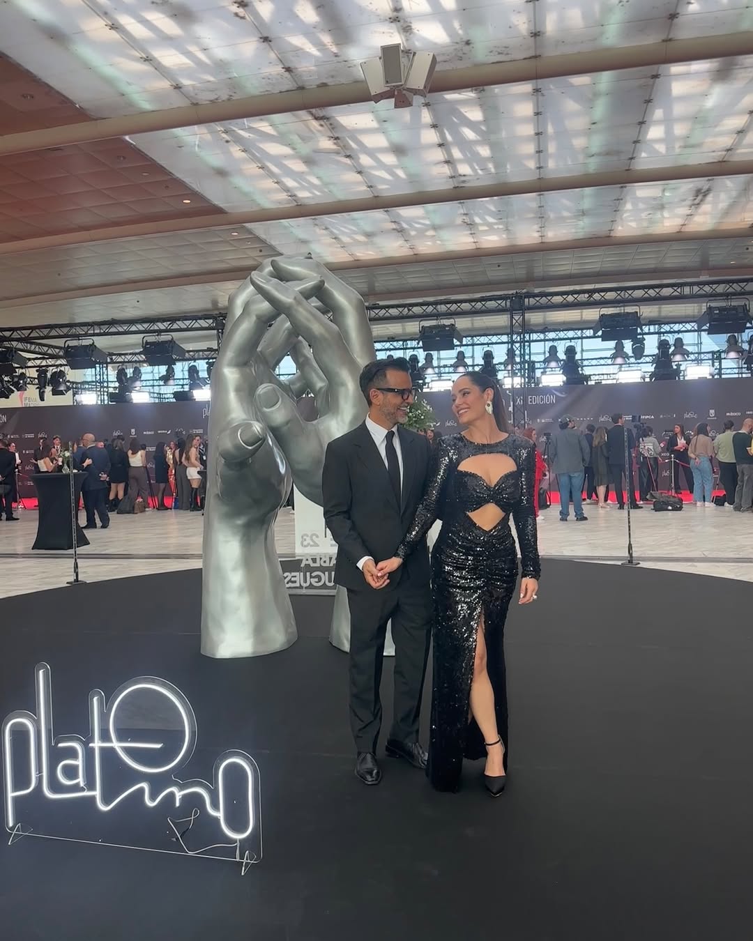 https://e.radikal.host/2025/05/03/Hoy-en-los-premios_platino-Makeup--mabelle.experiencegerardarceofficial_-Fashion-Stylist--gerardarceofficial_-Dress--messcacchiera.spain-actress-madrid-espana2.jpg