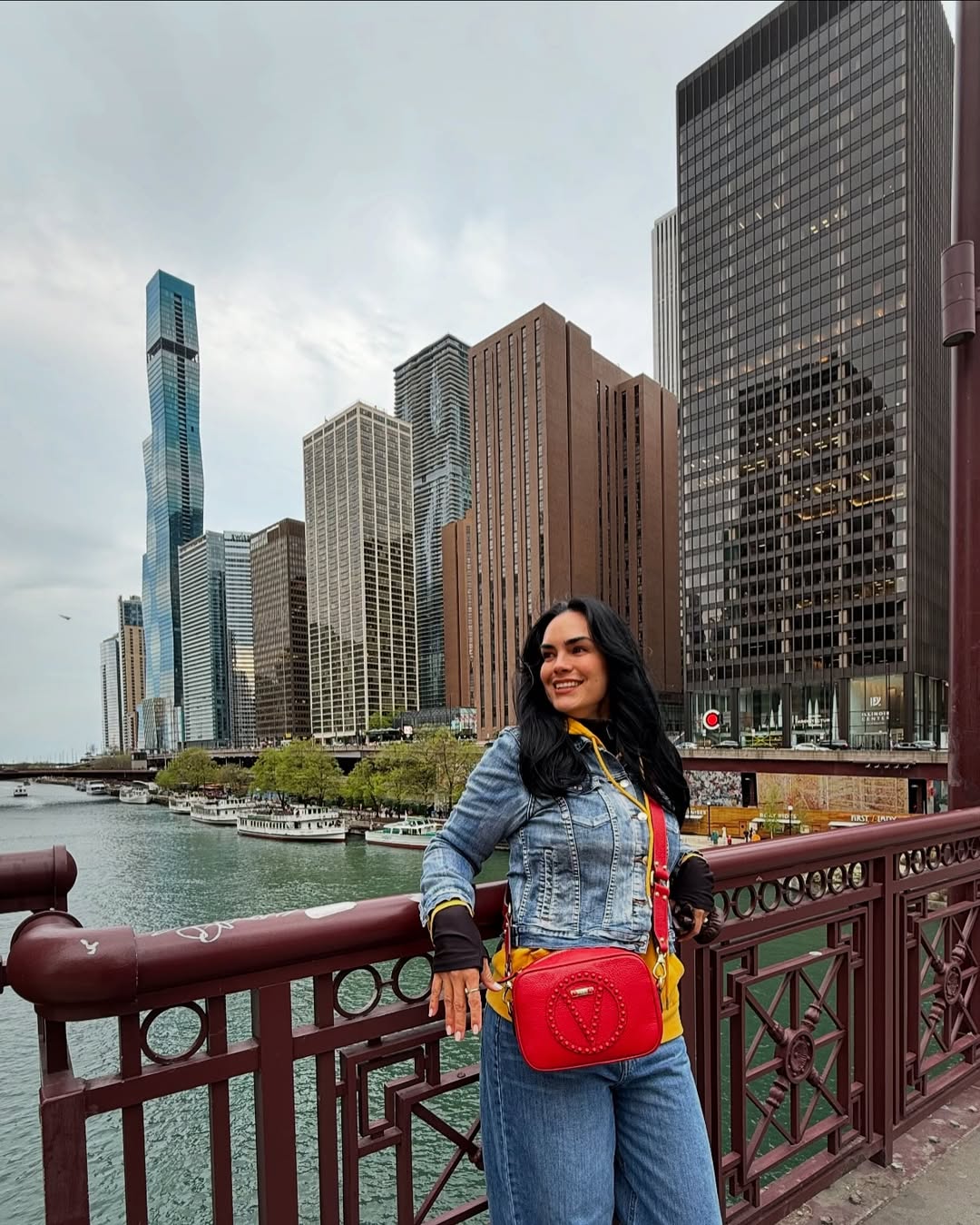 https://e.radikal.host/2025/05/04/Chicago--gracias.jpg