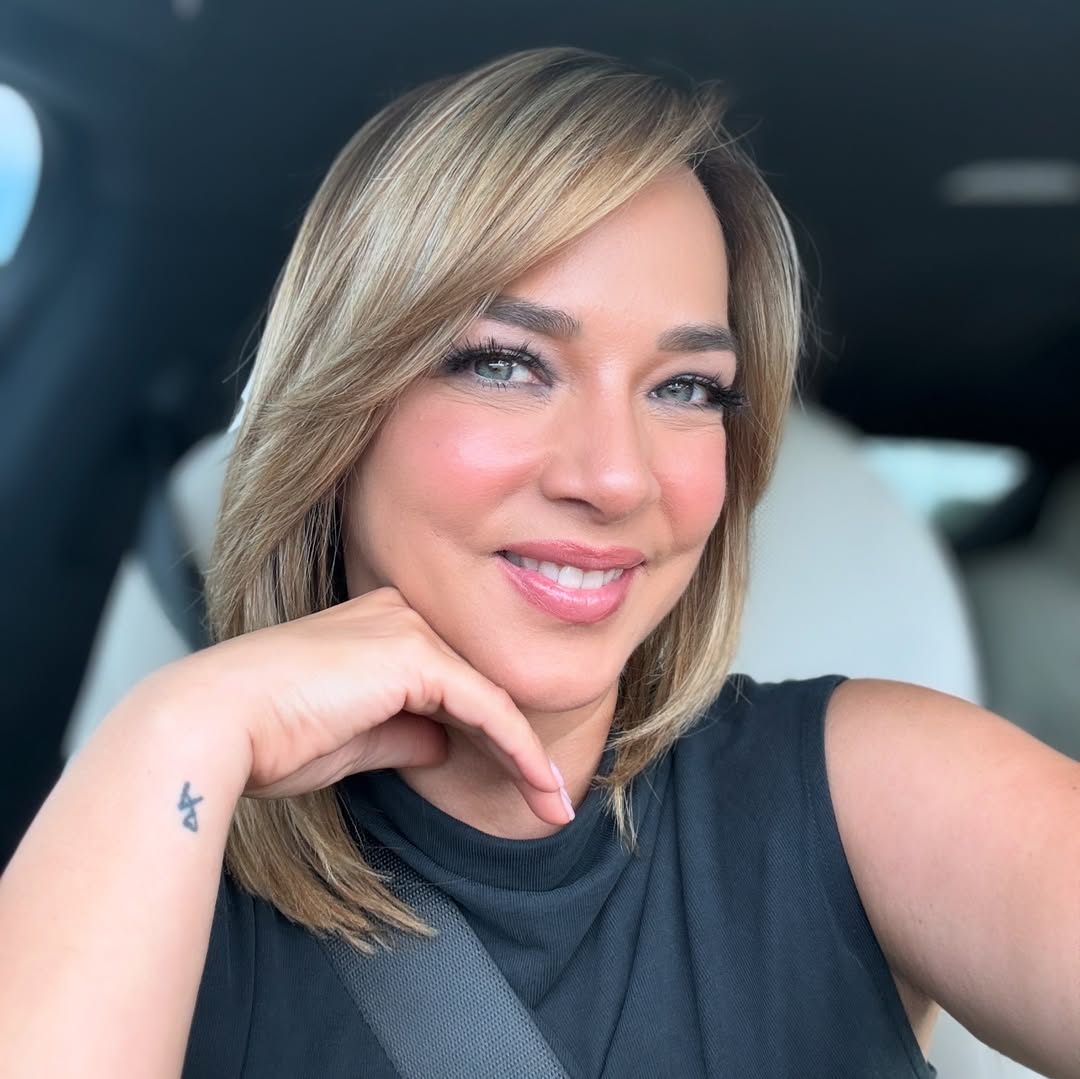 https://e.radikal.host/2025/05/04/Diganme-si-no-les-pasa-como-a-miCuando-nos-arreglamos-el-cabello-nos-sentimos-mas-lindas-que-no-podemos-dejar-de-tomarnos-fotitos-Amando-el-resultado-que-me-dejo-gustavovargashairTambi1587b6ec3f1df284.jpg