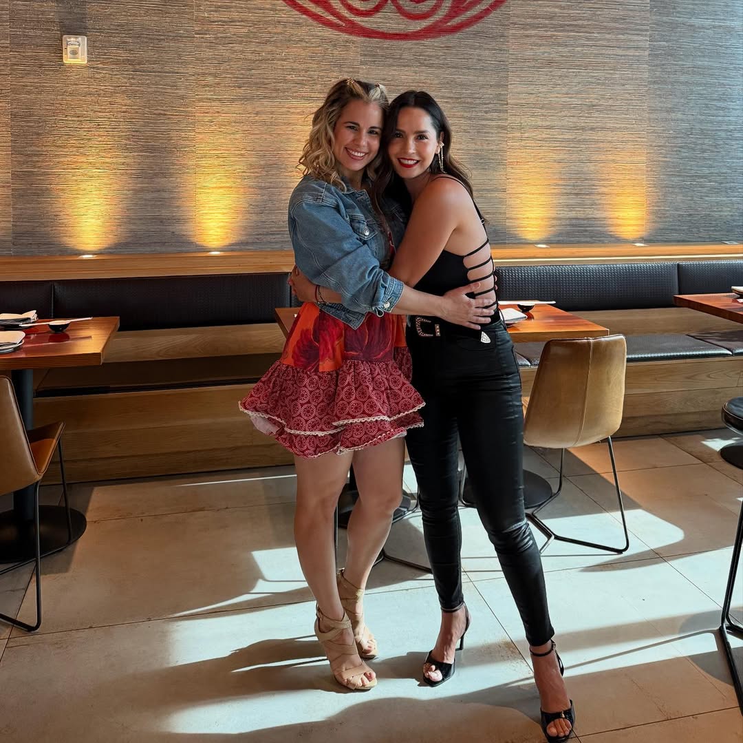 https://e.radikal.host/2025/05/04/Feliz-cumpleanos-hermositaaaaaa-caritobetancourt--Que-felicidad-compartir-este-dia-contigo--Sabes-que-te-adoro-con-todo-mi-corazon-y-lo-mejor-comer-delicioso-en-uno-de-nuestros-lugares-favoritos-taiki.jpg