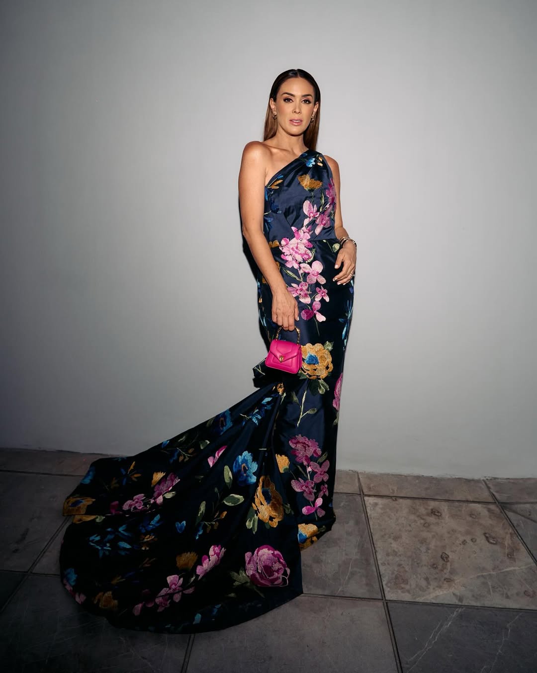 https://e.radikal.host/2025/05/04/bvlgari-samtakataka-anlle11-rosamariagarcia_makeup-victorblancostudio2.jpg