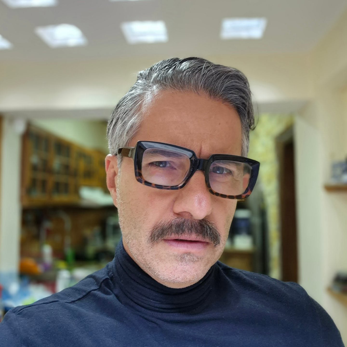 https://e.radikal.host/2025/05/05/moiarizmendi_1745309816757.jpg