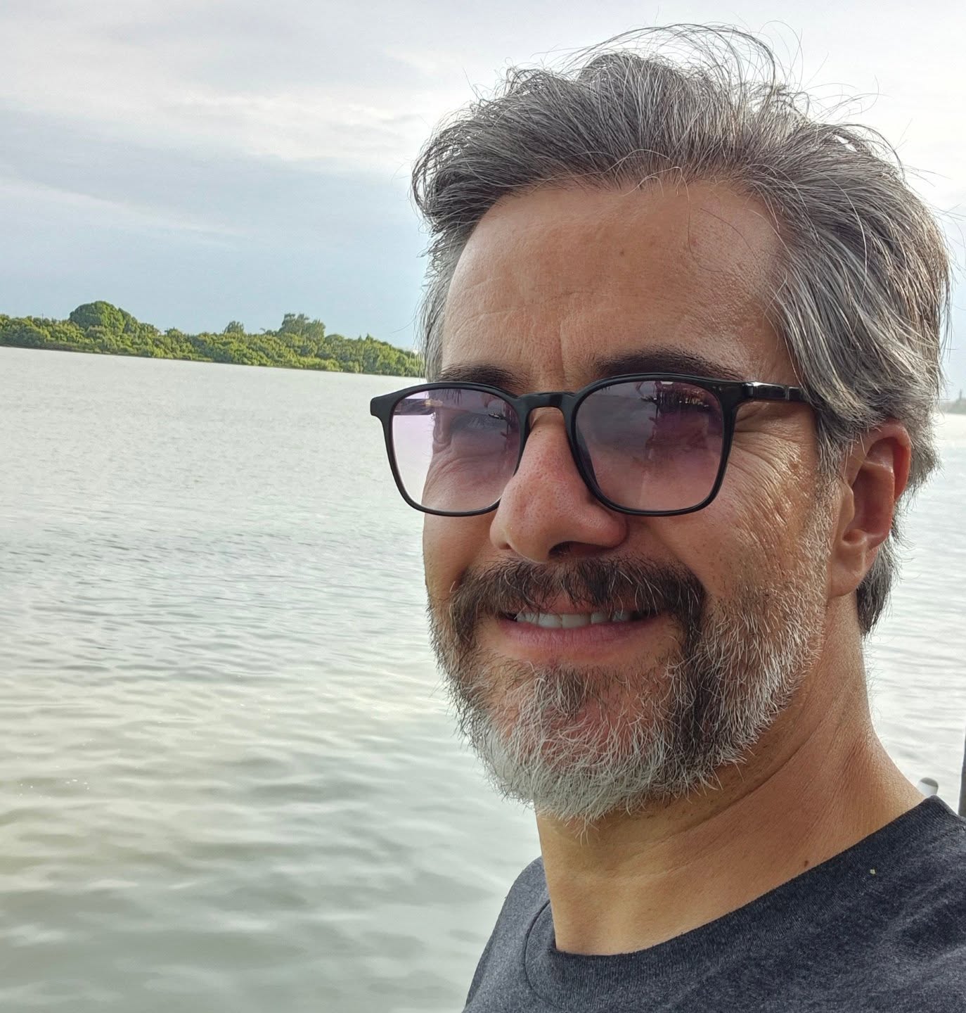 https://e.radikal.host/2025/05/05/moiarizmendi_1745309819724.jpg