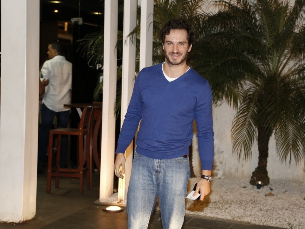 https://e.radikal.host/2025/05/06/21jul2014---paulo-rocha-compareceu-a-exibicao-do-primeiro-capitulo-de-imperio-em-uma-churrascaria-na-barra-da-tijuca-zona-oeste-do-rio-1406003555770_1024x768.jpg