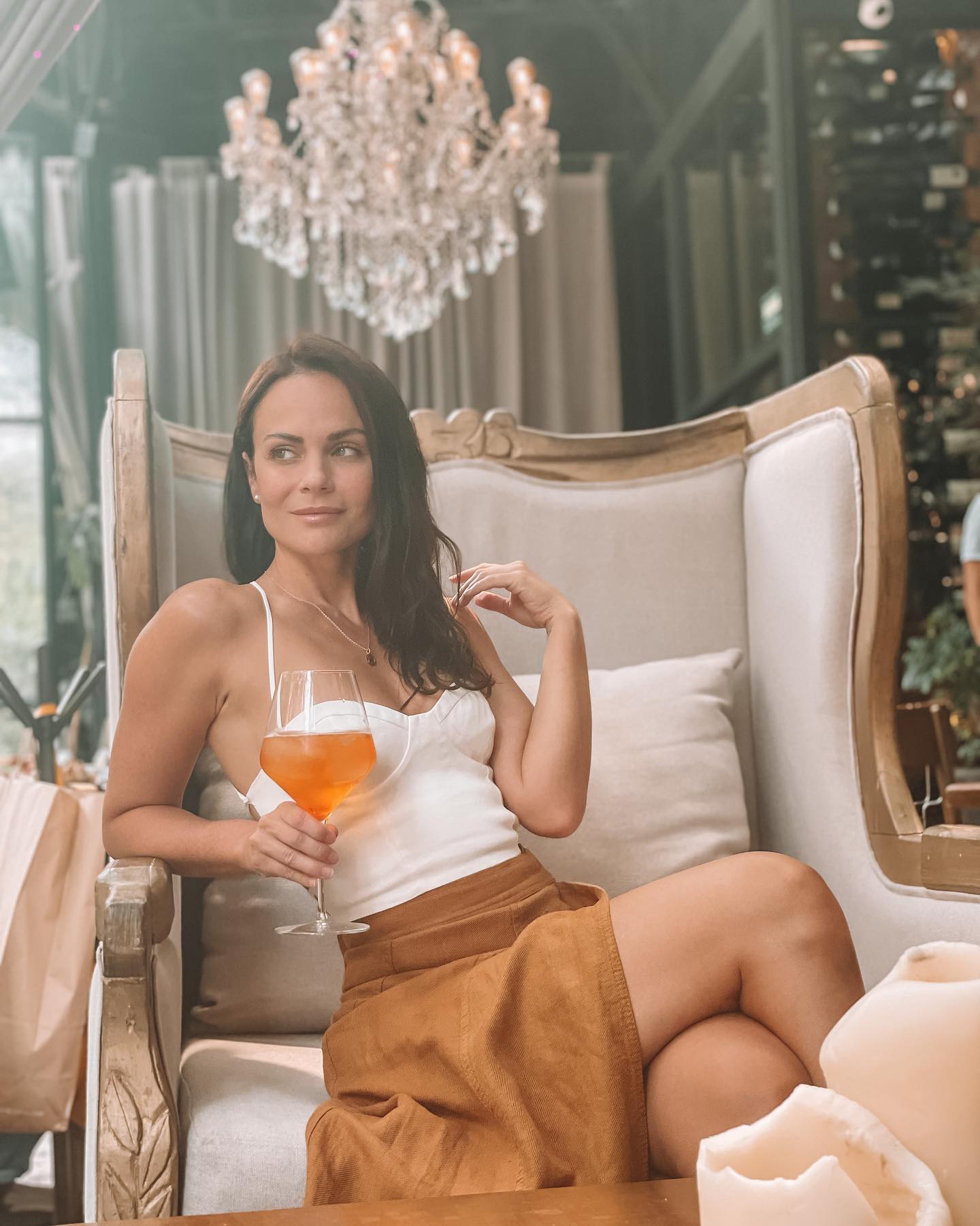 https://e.radikal.host/2025/05/06/LAURA-KARMINE-26.jpg