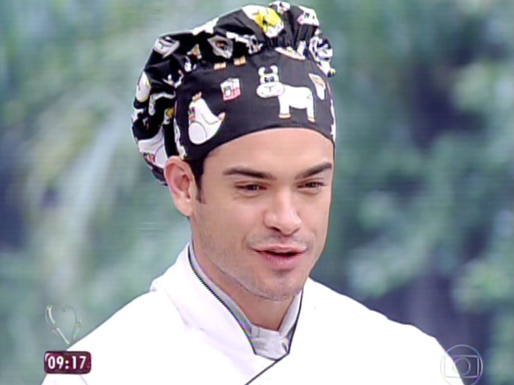 https://e.radikal.host/2025/05/08/12ago2013---na-estreia-do-super-chef-celebridades-sidney-sampaio-conta-que-o-primeiro-prato-que-fez-foi-um-file-a-parmegiana-1376312295779_1024x768.jpg