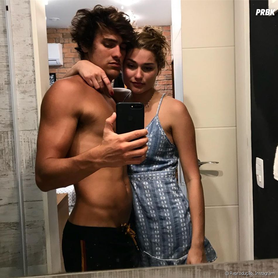 https://e.radikal.host/2025/05/08/279658-bruno-montaleone-e-sasha-meneghel-sempre-950x0-2.jpg
