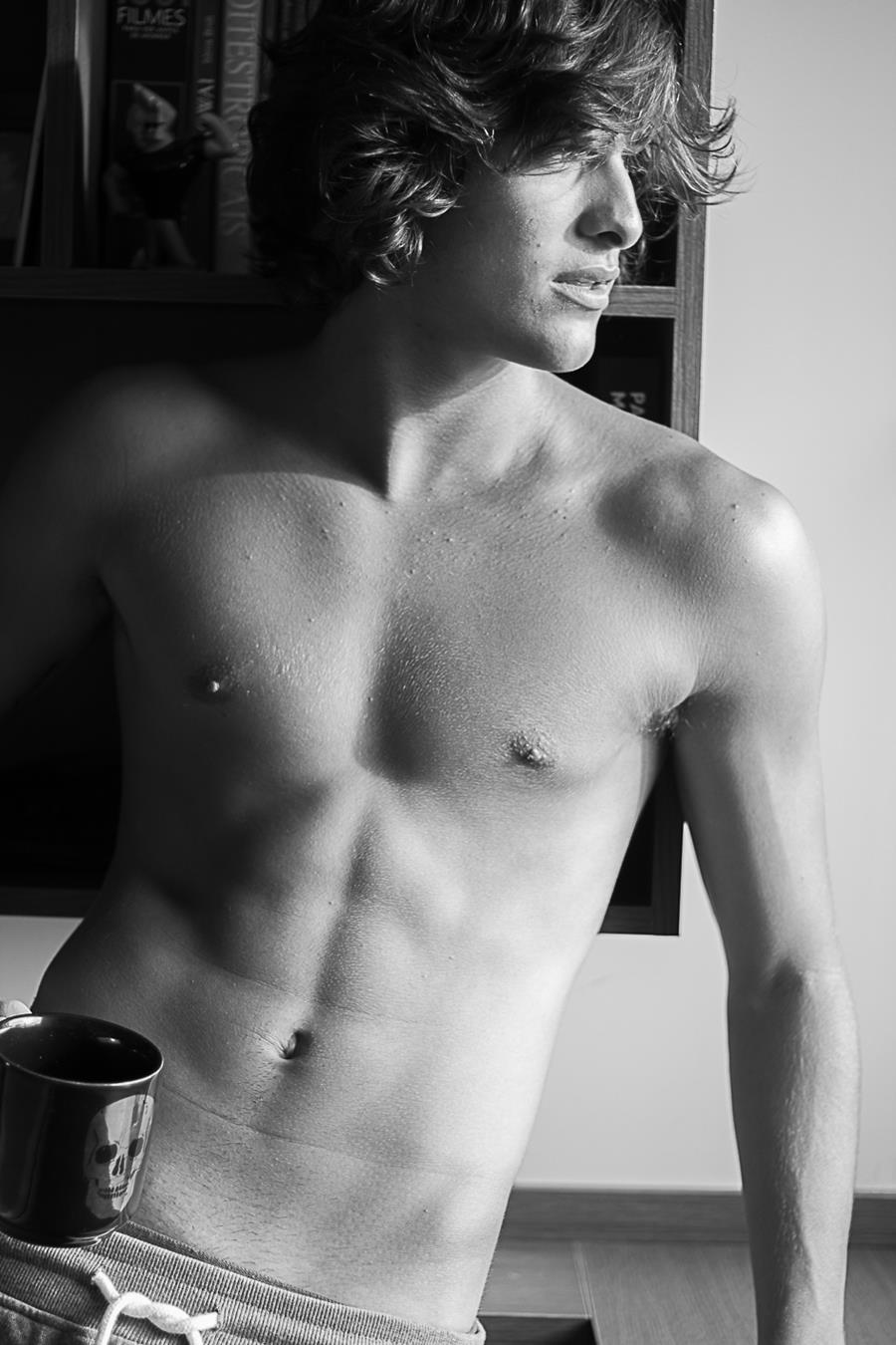 https://e.radikal.host/2025/05/08/Bruno-6.jpg