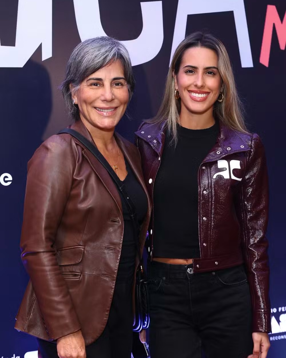 https://e.radikal.host/2025/05/08/mgp_gloriapires_1745533085948.jpg