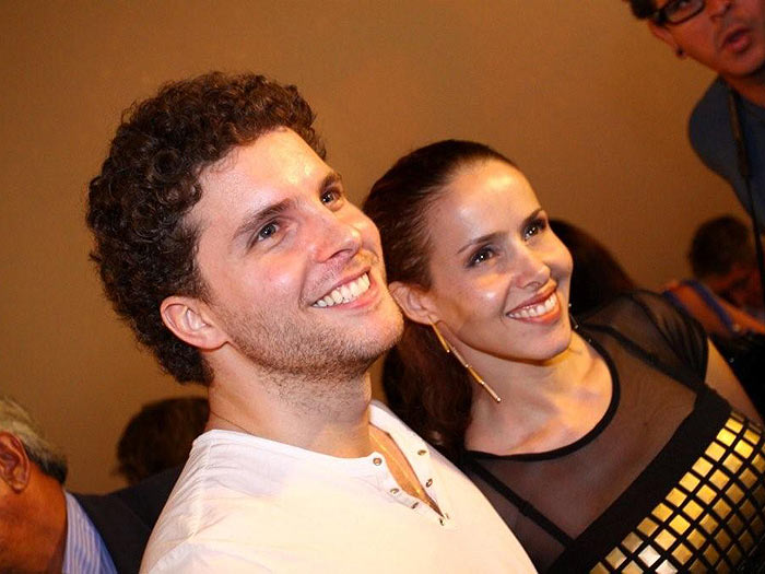 https://e.radikal.host/2025/05/09/tiago-leona-g-20100104.jpg