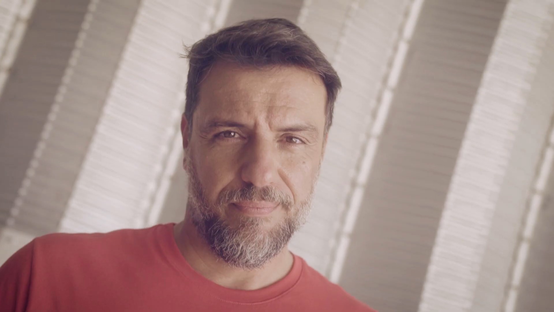 https://e.radikal.host/2025/05/10/19.jpg