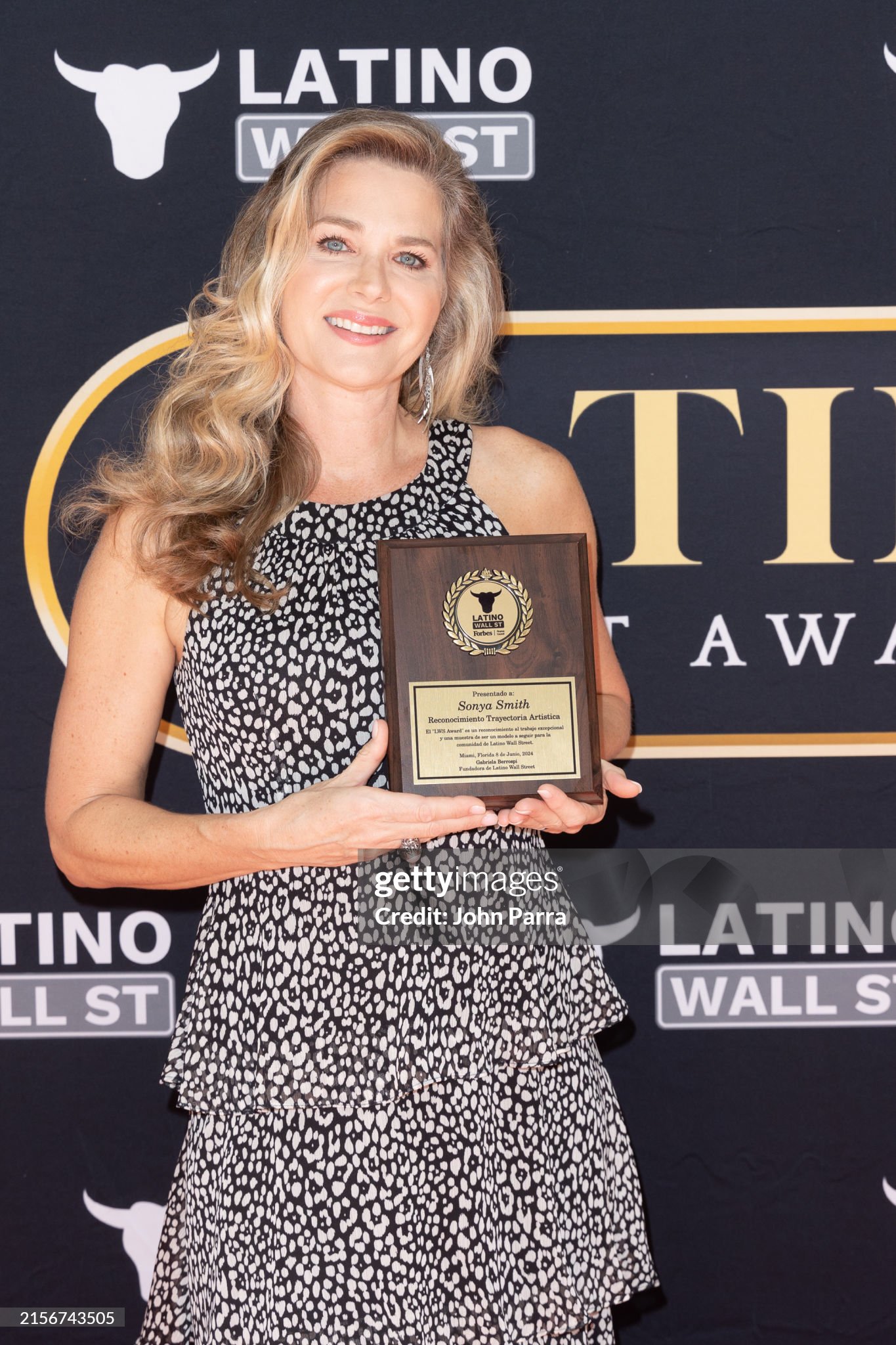 https://e.radikal.host/2025/05/10/gettyimages-2156743505-2048x2048.jpg