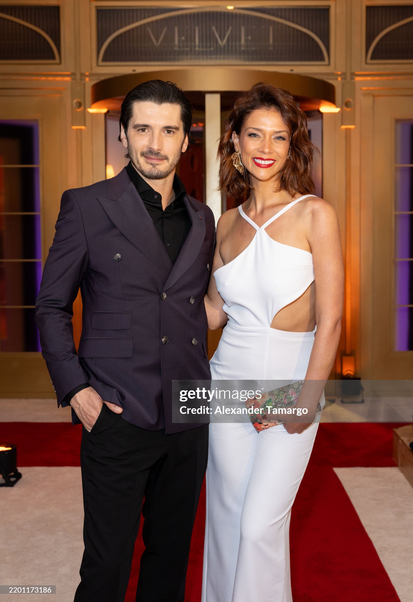 https://e.radikal.host/2025/05/10/gettyimages-2201173186-2048x20486da940918c652195.jpg