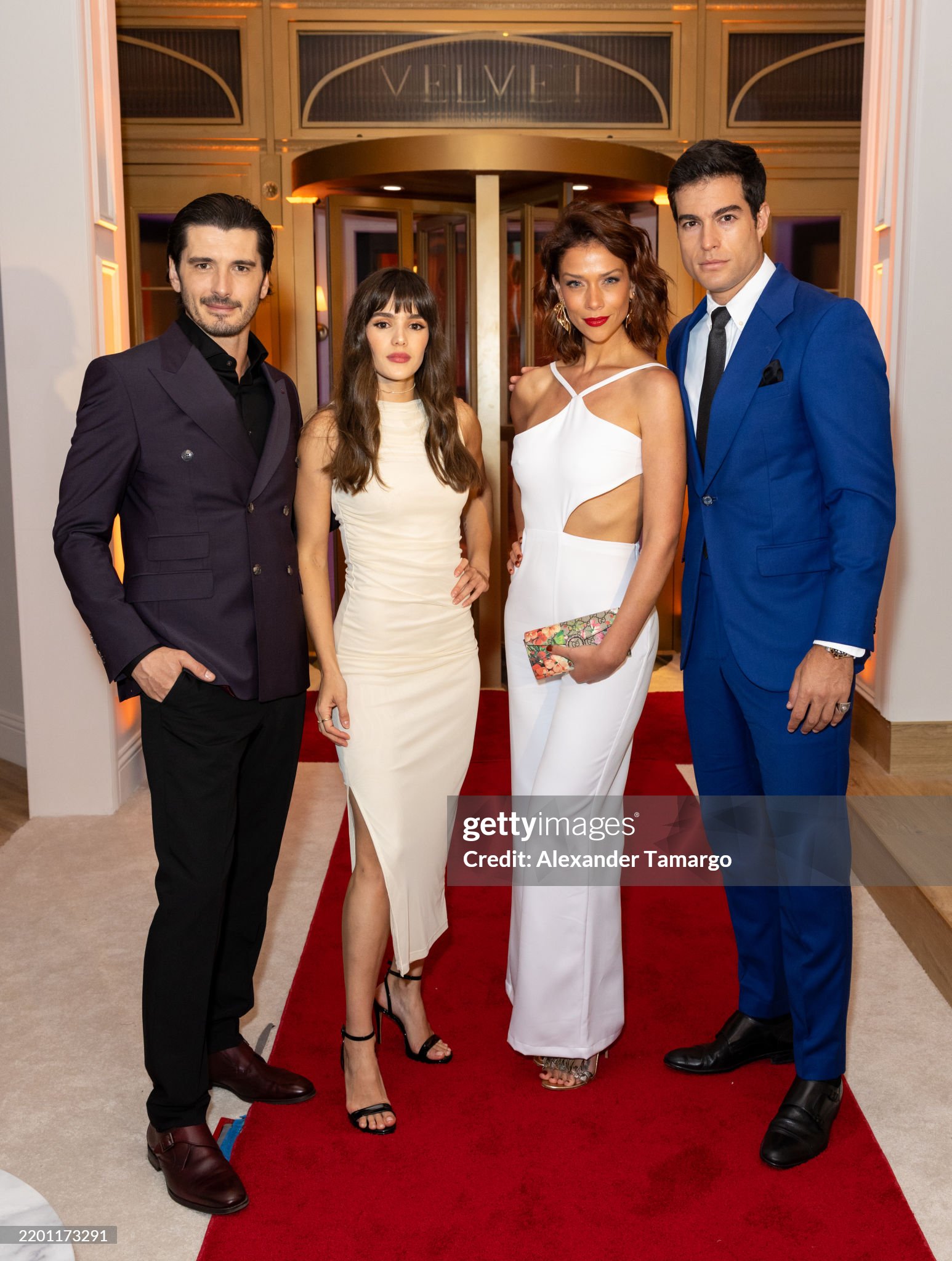 https://e.radikal.host/2025/05/10/gettyimages-2201173291-2048x204846458486237d2f10.jpg