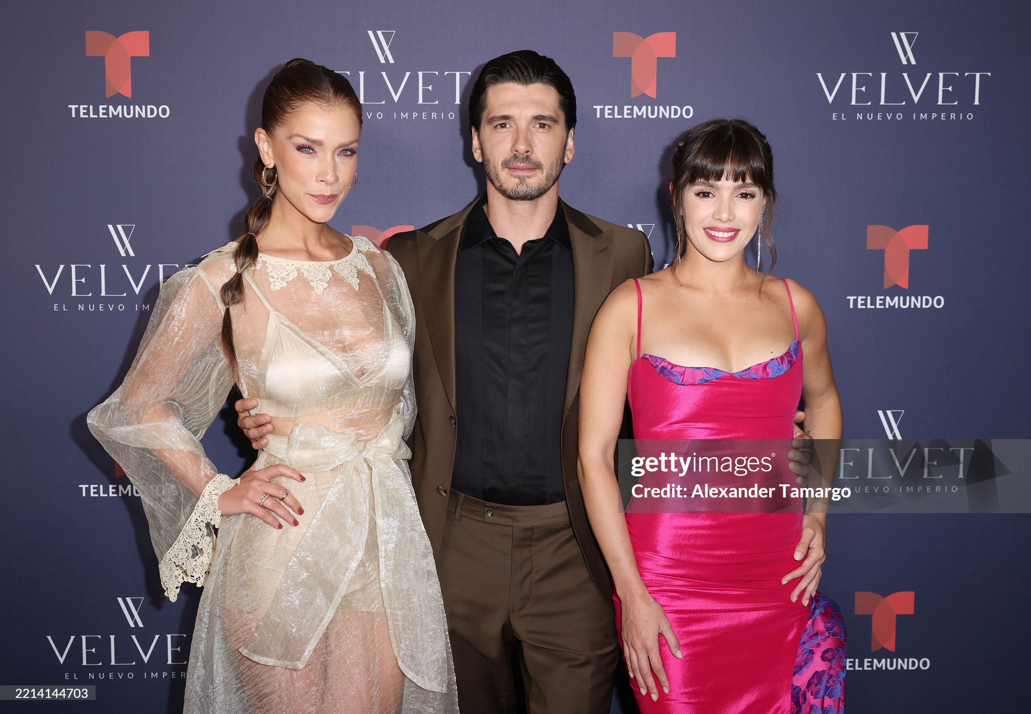 https://e.radikal.host/2025/05/10/gettyimages-2214144703-2048x2048.jpg