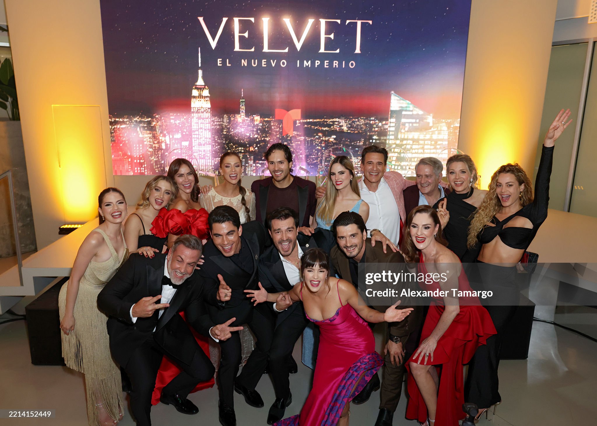 https://e.radikal.host/2025/05/10/gettyimages-2214152449-2048x20483f55bb46b75e84e2.jpg