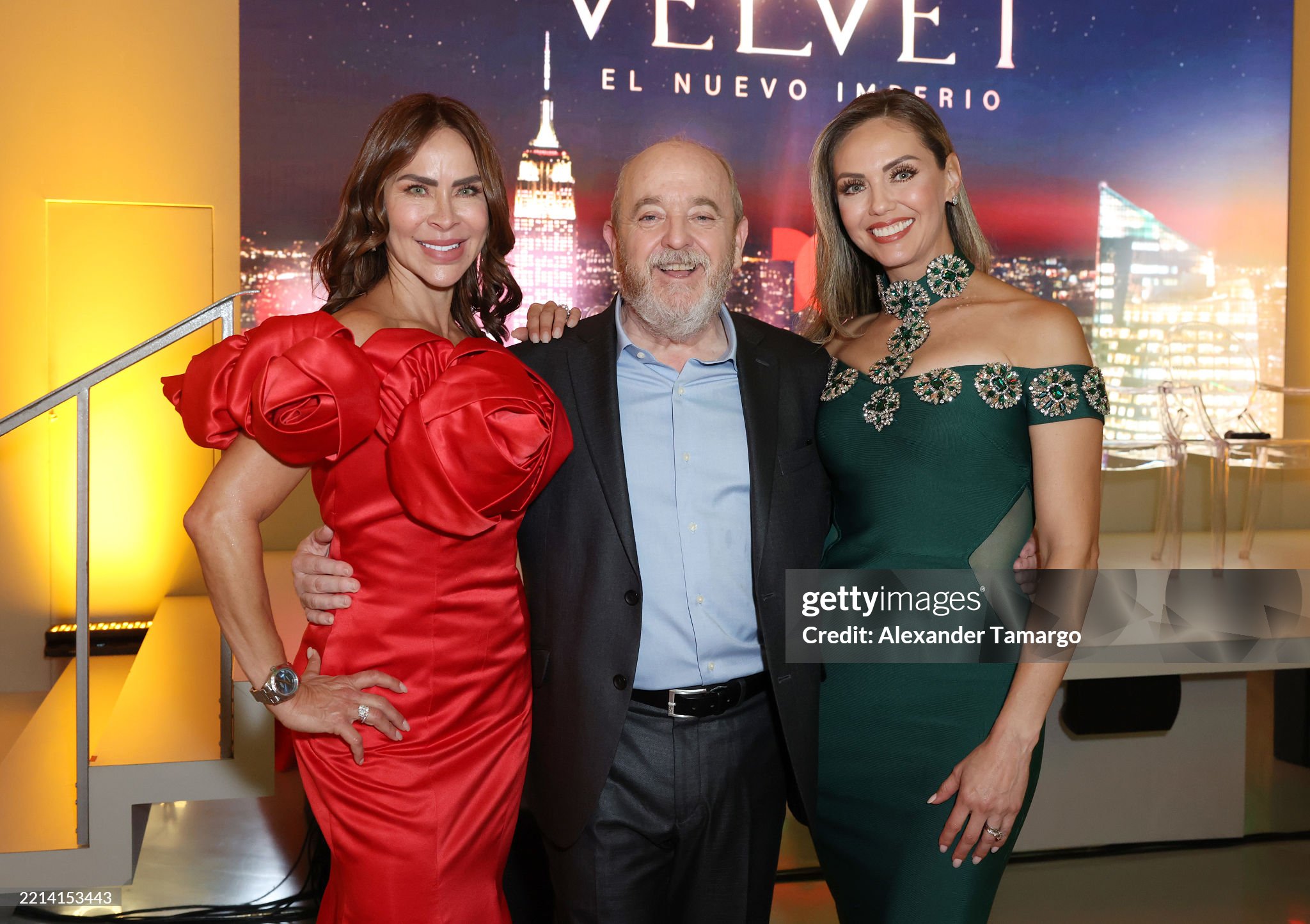 https://e.radikal.host/2025/05/10/gettyimages-2214153443-2048x2048.jpg