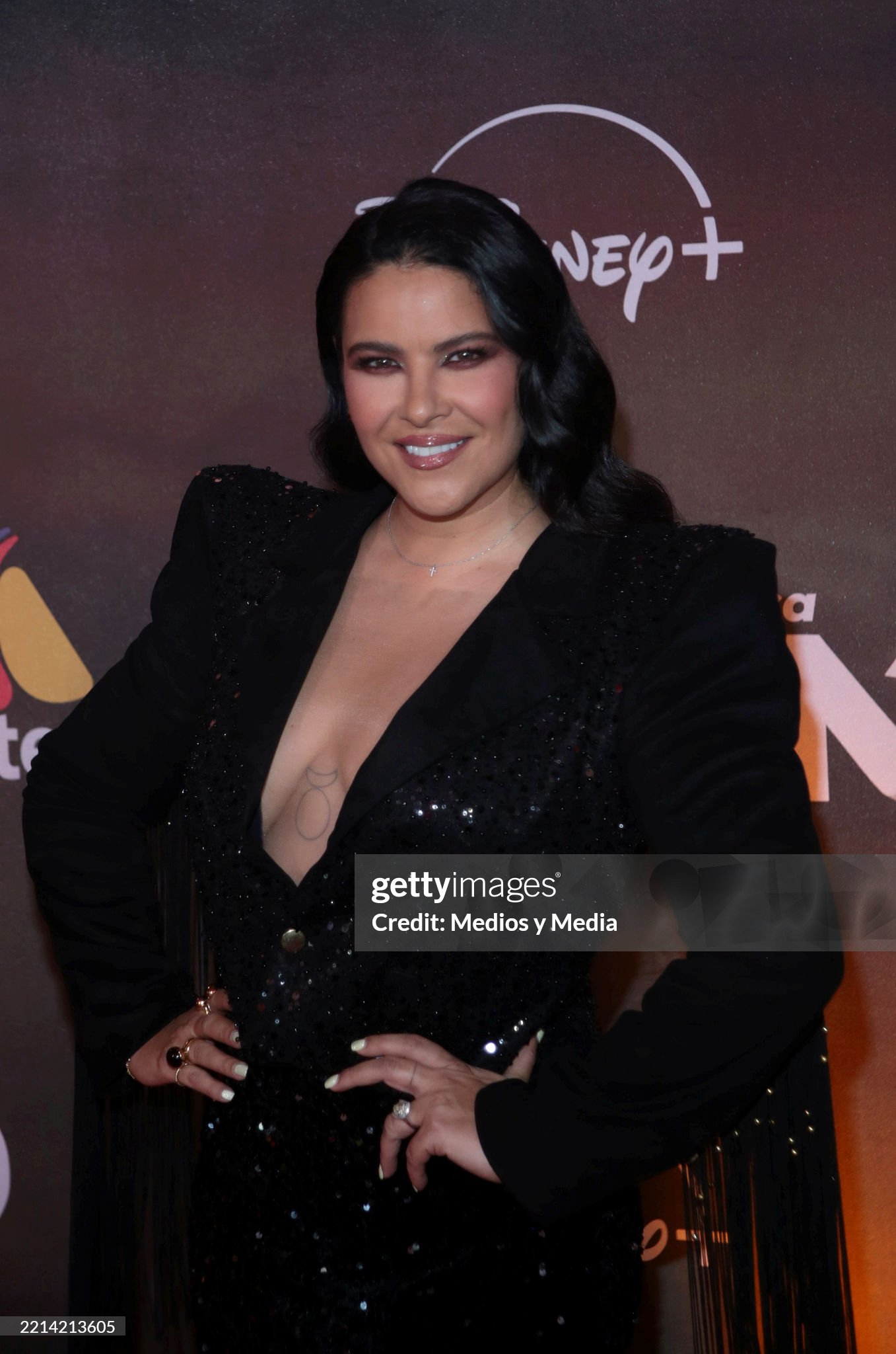 https://e.radikal.host/2025/05/12/gettyimages-2214213605-2048x2048.jpg