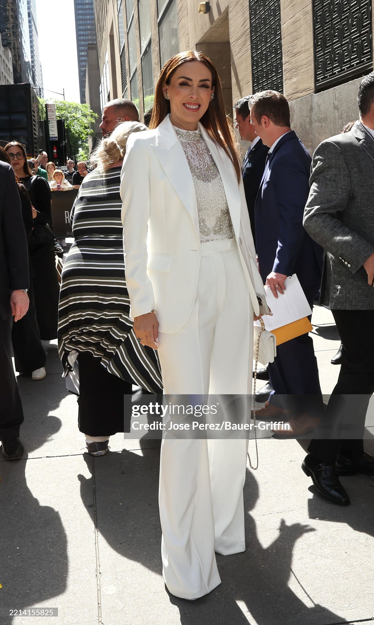https://e.radikal.host/2025/05/13/gettyimages-2214155825-2048x2048.jpg