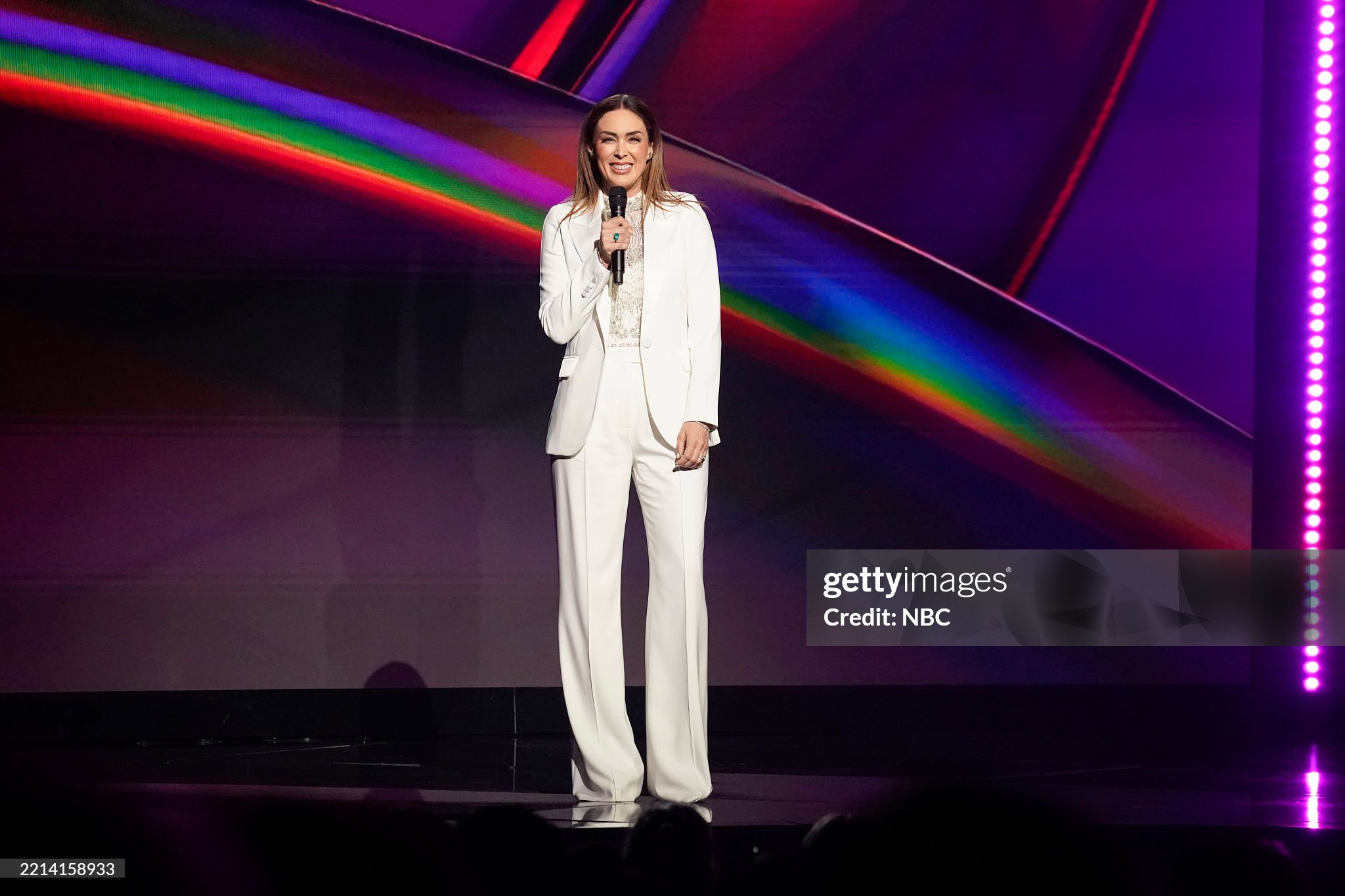 https://e.radikal.host/2025/05/13/gettyimages-2214158933-2048x2048.jpg