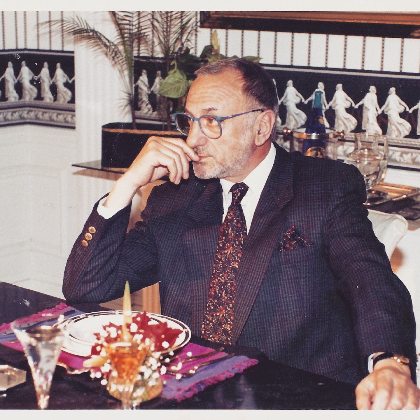 https://e.radikal.host/2025/05/14/1745830987406.jpg