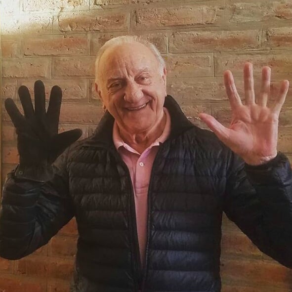 https://e.radikal.host/2025/05/14/1745831271133.jpg