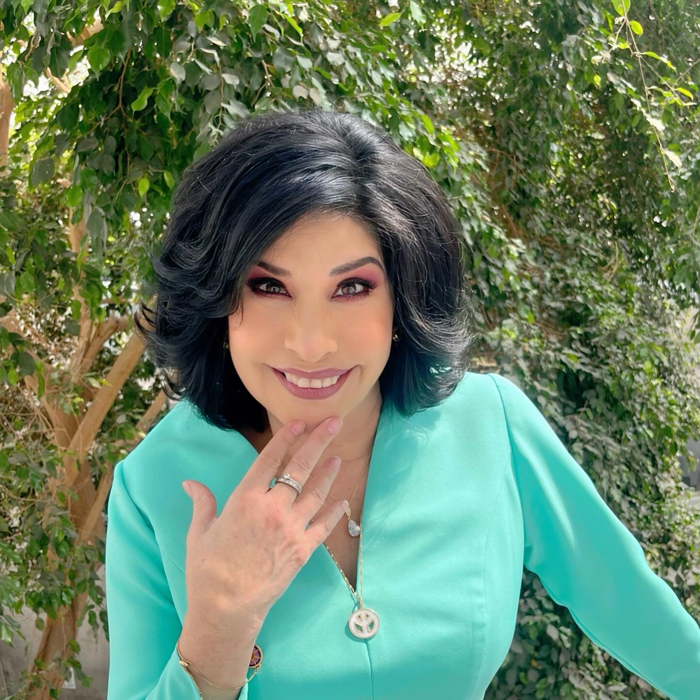 https://e.radikal.host/2025/05/14/raquelgarzatv_1745840332537.jpg