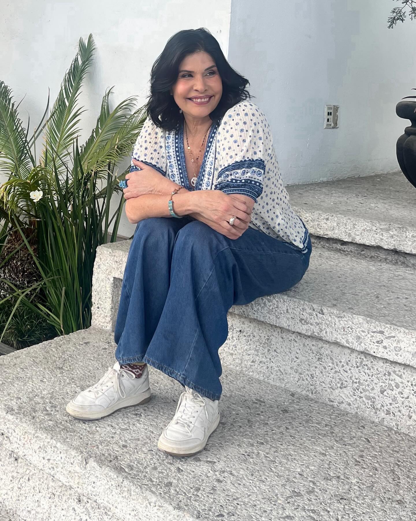 https://e.radikal.host/2025/05/14/raquelgarzatv_1745840374966.jpg