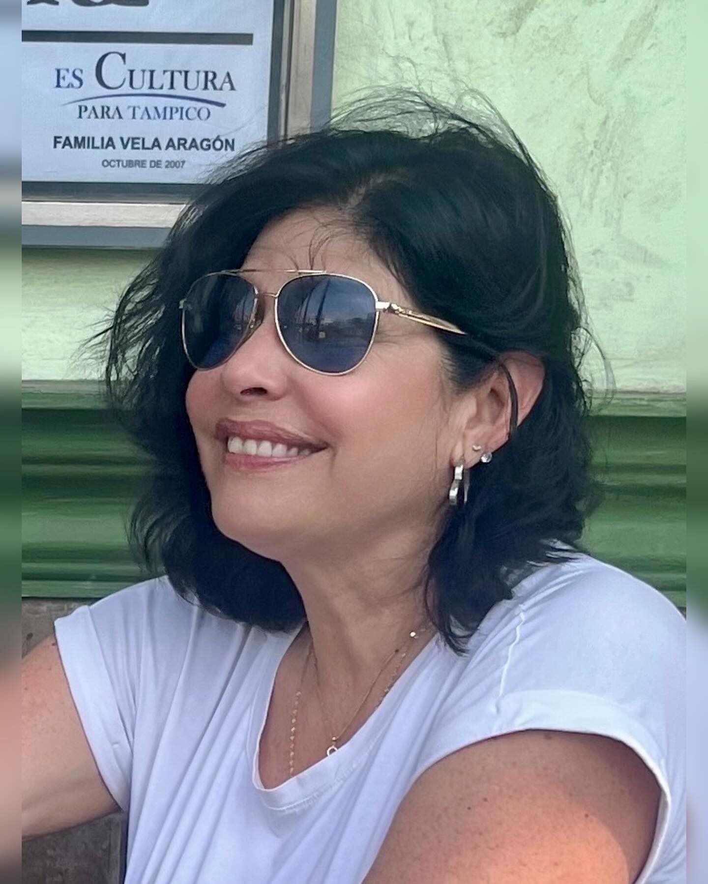 https://e.radikal.host/2025/05/14/raquelgarzatv_1745840449911.jpg