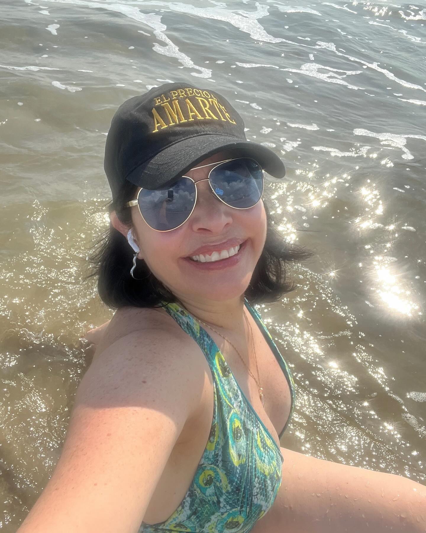 https://e.radikal.host/2025/05/14/raquelgarzatv_1745840455838.jpg