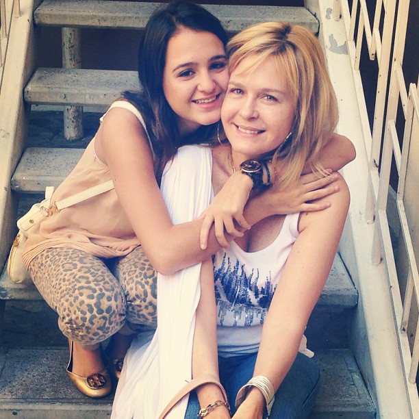https://e.radikal.host/2025/05/14/rosalindaserfaty_1745863533324.jpg
