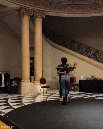 https://e.radikal.host/2025/05/15/9u29r1-1.gif